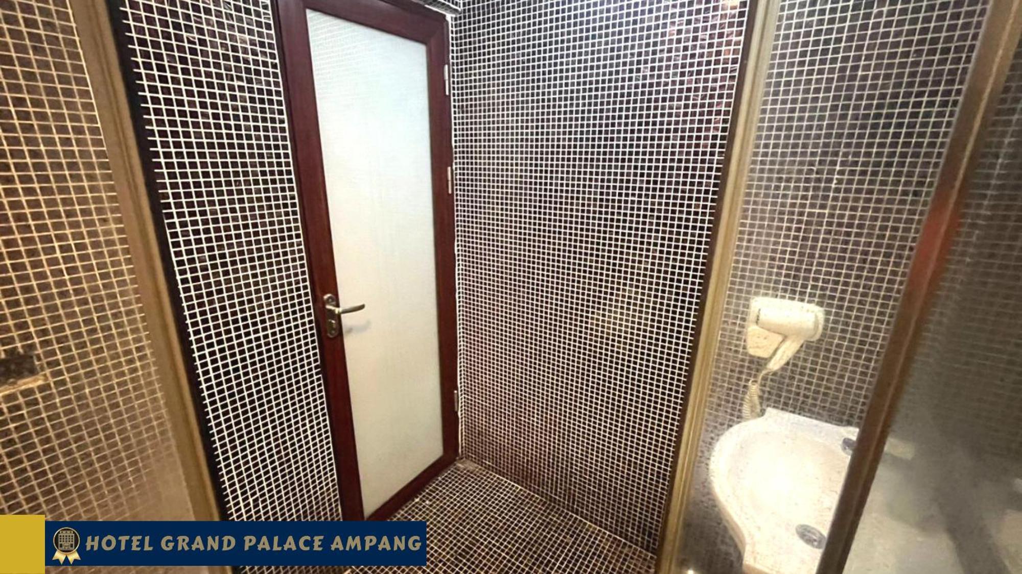Hotel Grand Palace Ampang 암팡 외부 사진