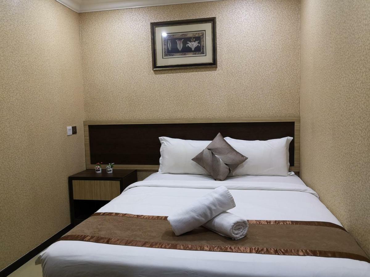 Hotel Grand Palace Ampang 암팡 외부 사진